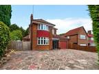 4 bedroom detached house for sale in St. Pauls Wood Hill, Orpington, BR5