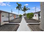 Lake Worth Beach, Stable easy to maintain 6-unit property