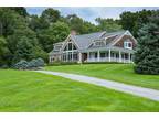 4 Bedroom In Millbrook NY 12545