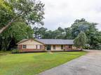 3909 Ashmore Dr