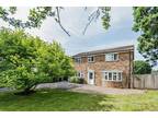 4 bedroom detached house for sale in Churchfield Lane, Benson, Wallingford, OX10