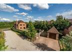 4 bedroom detached house for sale in The Weavers, Brimpton, Reading RG7 4JZ, RG7
