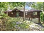 8 RED OAK LN Mount Kisco, NY