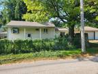 220 N ALEXANDER ST, Clinton, IL 61727 Single Family Residence For Sale MLS#