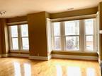 San Francisco 3BR 2BA, This is a bright top-floor unit of a