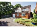 4 bedroom detached house for sale in Mallard Close, Bradley Stoke, Bristol, BS32