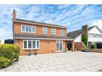 5 bedroom detached house for sale in Chatsworth Road, Ainsdale, Southport