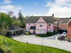 5 bedroom detached house for sale in Town Farm Drive, Loddon, Norwich, NR14