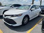 2020 Toyota Camry Hybrid LE