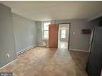 835 De Kalb St #2R Norristown, PA 19401 - Home For Rent
