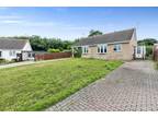 1 bedroom semi-detached bungalow for sale in Green Drive, Lowestoft, NR33
