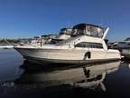 1998 Mainship 40 Sedan Bridge Boat for Sale