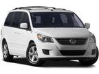 2009 Volkswagen Routan S