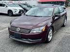 2013 Volkswagen Passat SE PZEV 4dr Sedan 6A w/ Sunroof