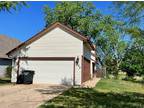 2300 N Lincoln Ave Moore, OK 73160 - Home For Rent