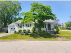 10 Brayton Ave Rumford, RI