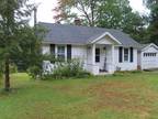2 Bedroom In Meredith NH 03253