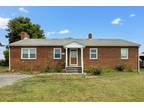 163 3rd Street, Broadway, VA 22815