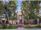 515 N Linden Dr Beverly Hills, CA 90210 - Home For Rent