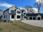 8 Bedroom In Southold NY 11971