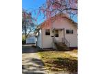 3 Bedroom 1 Bath In Neenah WI 54956