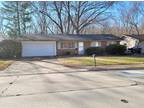 8743 Pardee Ln Saint Louis, MO 63126 - Home For Rent
