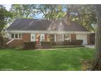 3117 Sprucewood Road, Wilmette, IL 60091