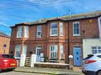 2 bedroom flat for sale in Lower Green Road, St Helens, Isle of Wight, PO33 1UB