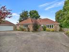 4 bedroom detached bungalow for sale in View Road, Cliffe Woods, ME3
