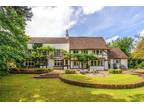 5 bedroom detached house for sale in The Pound, Cookham, Berkshire, SL6