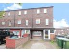 Glimpsing Green, Erith, Kent, DA18 4 bed end of terrace house for sale -