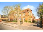 2 bedroom flat for sale in William Gibbs Court, Orchard Place, Faversham, Kent