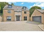 South Side Ridge, Pudsey, West Yorkshire 5 bed detached house for sale -