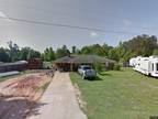 45 Lee Rd Columbus, MS