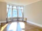 San Francisco 1BA, This top floor, charming and sunny studio