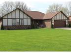 1075 Mitten Dr