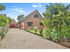 3 bedroom detached house for sale in Ferry Road, Goxhill, Barrow-Upon-Humber