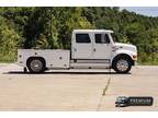 1999 International International 4700 CREW CAB RV HAULER 0ft