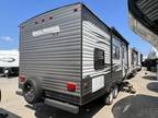 2016 Heartland Heartland RV Trail Runner Half-Ton Towable w Bunks 26ft