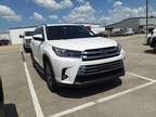 2017 Toyota Highlander Hybrid, 52K miles