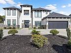 3035 Yasmine Dior St