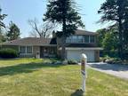 3621 Whirlaway Drive, Northbrook, IL 60062