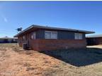 407 Iroquois Trail Foss, OK 73647 - Home For Rent