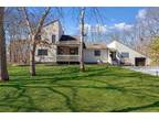 4 Bedroom In Hampton Bays NY 11946