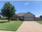 6403 S 50th St Rogers, AR 72758 - Home For Rent