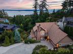 5084 Pinetree Cres