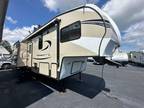 2017 Keystone Keystone Hornet Hideout 298BHSD 35ft