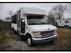 1999 Ford E Super Duty Shuttle Van