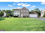 1007 Shadowstone Drive, Lancaster, PA 17603