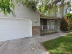 1322 Walstrom Ln